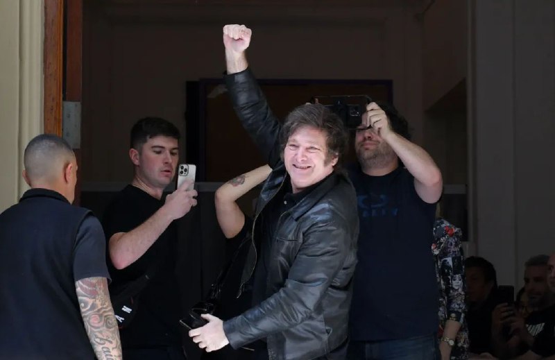 » 3. 阿根廷极右翼选举联盟候选人米莱当选总统阿根廷国家选举委员会在当地时间11月19日晚公布初步计票结果，极右翼选举联盟“自由前进党”候选人哈维尔·米莱在当天举行的阿根廷总统选举第二轮投票中获胜