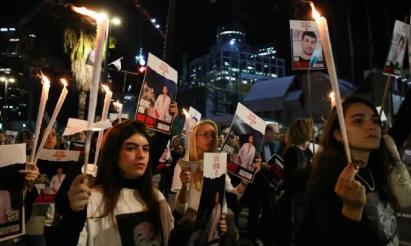 » 9、以色列国防军承认“误杀”三名人质 特拉维夫爆发游行以色列国防军发言人丹尼尔·赫格里当地时间12月15日晚间发表声明称，以军在加沙地带北部的谢贾亚开展军事行动期间，“错误地将三名以方人质视为威胁”并开枪击杀