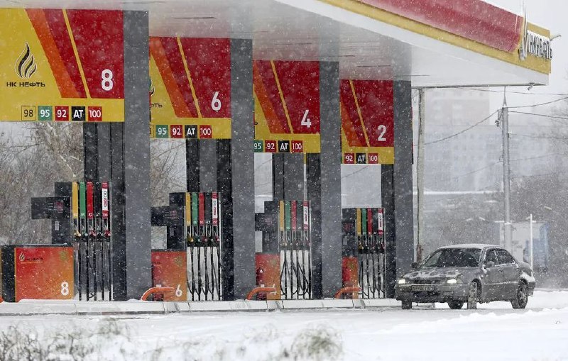 » 12、俄罗斯宣布明年1月1日起取消石油出口税俄罗斯财政部12月15日宣布，自2024年1月1日起取消石油出口关税