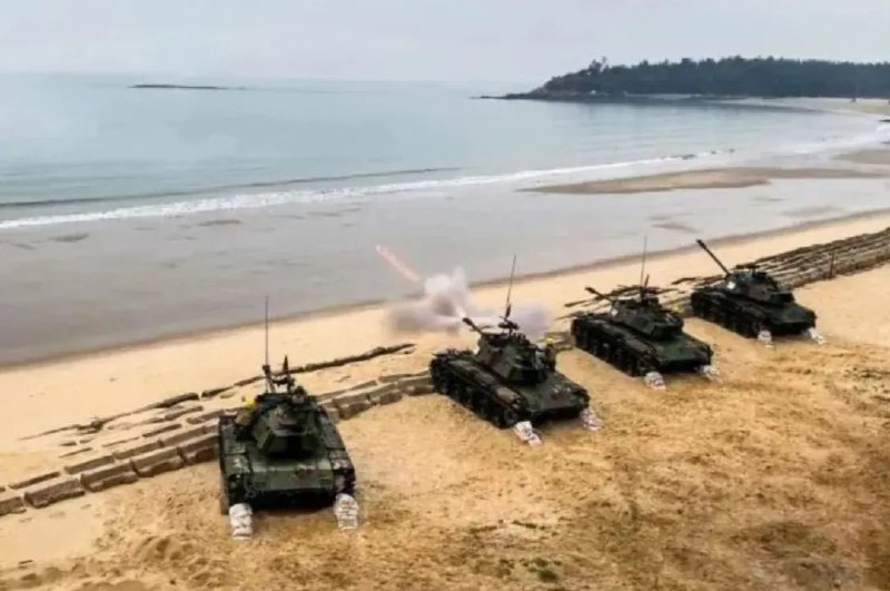 » 6、台湾军方宣布推迟金门实弹演习4月2日，台军“金门防卫指挥部”宣布，原定当天在金门开始的地面武器对海实弹射击演练，“现确定暂缓”