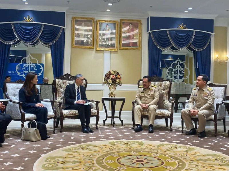 » 1、 香港保安局派人去泰国营救香港市民内地演员王星遭遇跨境电诈被成功救回，引发香港社会关注