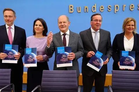 » 8. 德国出台首份国安战略文件 将俄视作可预见时期内的最大和平威胁6月14日，德国联邦政府发布了德国史上的首份国家安全战略文件