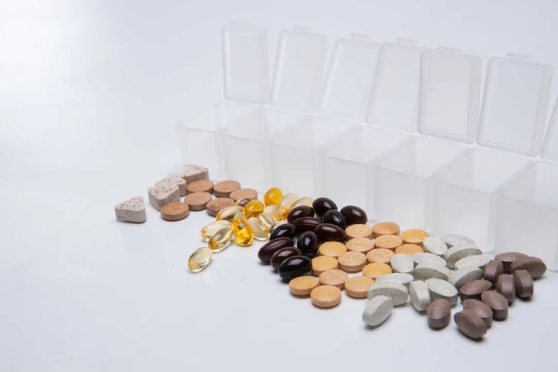 » 1. 国家医保局公号：原研药概念是时候退出中国了！——以下内容出自国家医保局公众号文章：《原研药概念是时候退出中国了！》在大家心目中，一般将原研药和专利药混同，实际上，国际上，一般以专利药物（patented drug）称呼，并无“原研药”的概念