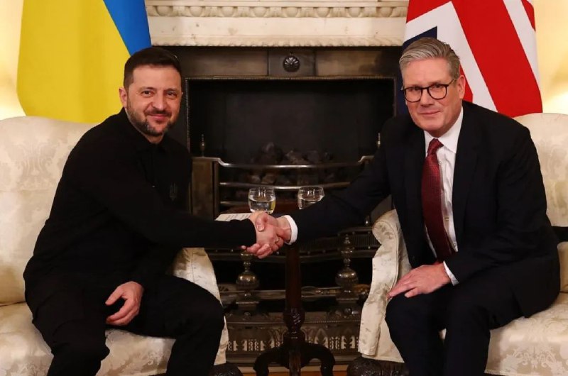 » 5、 泽连斯基会见英国首相 得到22.6亿英镑军事贷款乌克兰总统泽连斯基当地时间3月1日在社交媒体上表示，当天他在伦敦与英国首相斯塔默举行了会晤