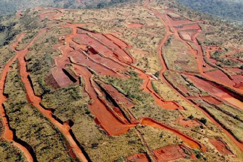 » 3. 非洲铁矿西芒杜大规模基建开发即将启动非洲世界级铁矿项目西芒杜，就建设跨几内亚的基础设施达成共同开发公约