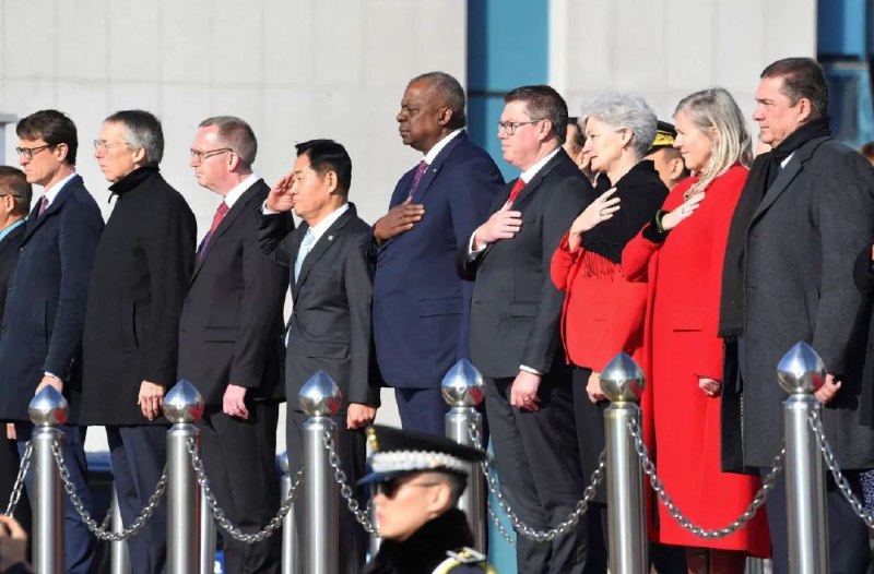 » 7. 美韩等国首次召开“联合国军司令部”成员国防长会议 more…11月14日，美国和韩国纠集多国在首尔召开韩国与“联合国军司令部”成员国防长会议