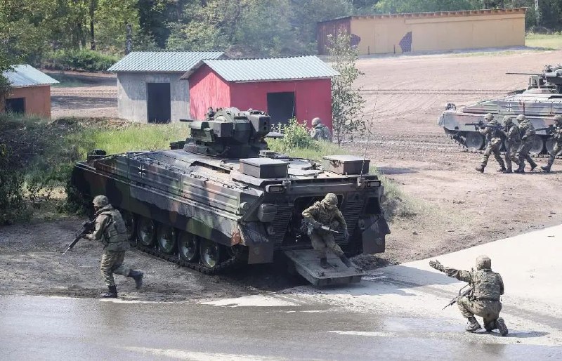 » 4. 立陶宛批准德军常驻本国5000人计划立陶宛议会3日批准了一项德国向立陶宛派遣常驻部队的协议