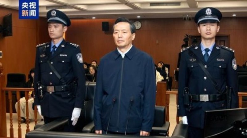 » 3、黑龙江前政府秘书长李海涛判无期 敛财1.5亿2026年3月17日，江苏省无锡市中级人民法院一审公开宣判黑龙江省政协原党组成员、副主席李海涛受贿案，对被告人李海涛以受贿罪判处无期徒刑，剥夺政治权利终身，并处没收个人全部财产；对追缴在案的李海涛受贿所得财物及孳息依法上缴国库，不足部分继续追缴