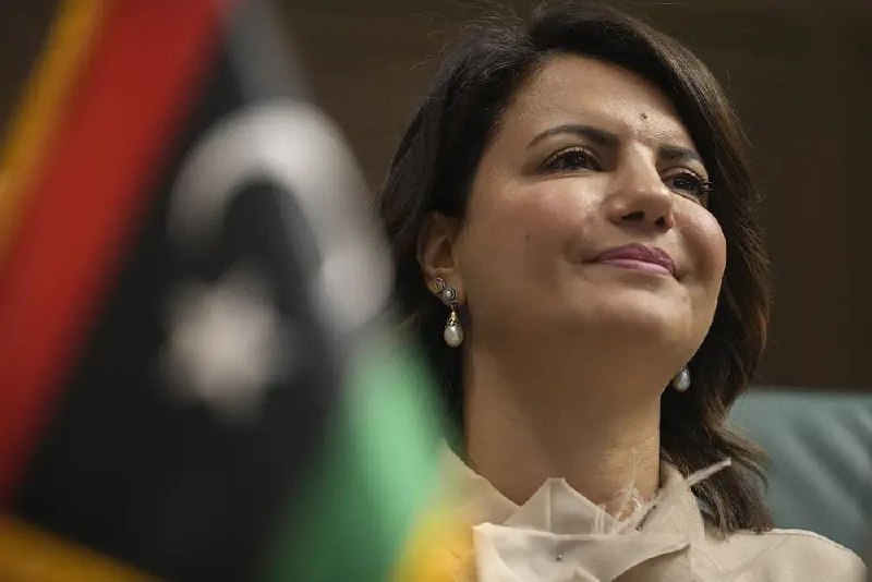 » 17. 因与以色列外长举行会晤，利比亚外长被停职在与以色列外长埃利·科恩出人意料地举行了会晤后，利比亚民族团结政府外长纳吉拉·曼古什成为争议焦点