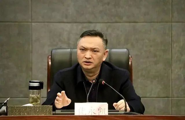 » 1. 独山县委原书记犹永凯被双开：甚至党的十九大后仍不知止10月16日，贵州省纪委监委网站通报，贵州省黔南州林业局党组成员、副局长犹永凯被开除党籍和公职