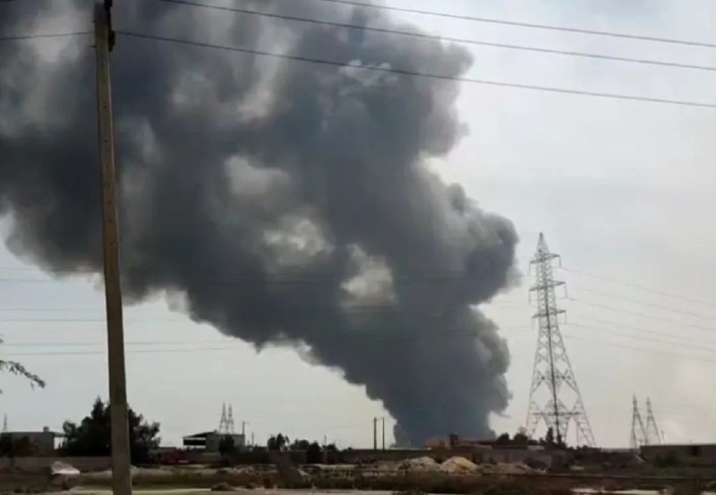 » 3、伊朗阿巴斯港大爆炸当地时间4月26日，记者获悉，伊朗南部沙希德拉贾伊港口当天发生的爆炸已经导致406人受伤