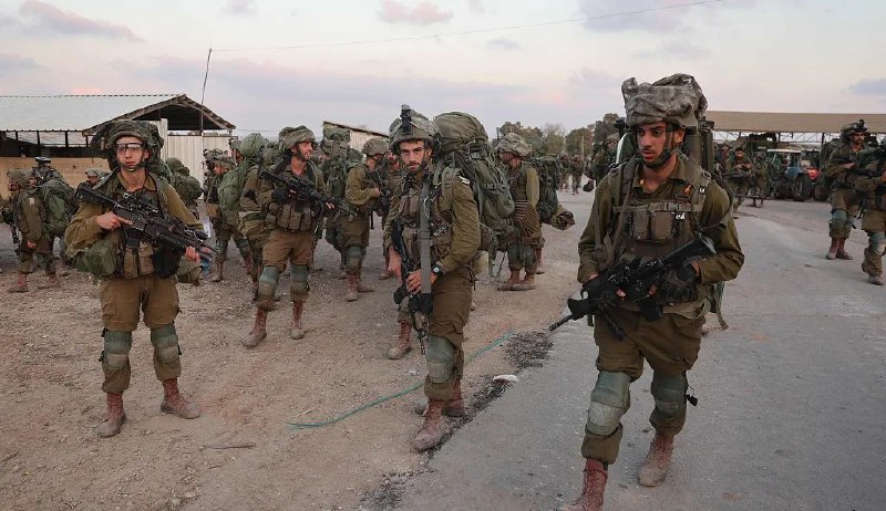 » 2、联合国称以色列要求加沙北部110万巴勒斯坦人24小时内转移当地时间10月13日，联合国方面表示，以色列军方已告知联合国方面，加沙地带的110万巴勒斯坦人应该在未来24小时内转移到加沙地带南部