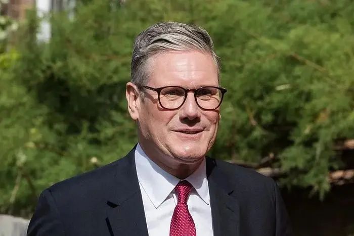 » 5. 在野14年 英国工党赢得大选当地时间4日晚，英国议会下院选举的出口民调显示，基尔·斯塔默领导的工党赢得议会下院过半数席位，将成为英国执政党