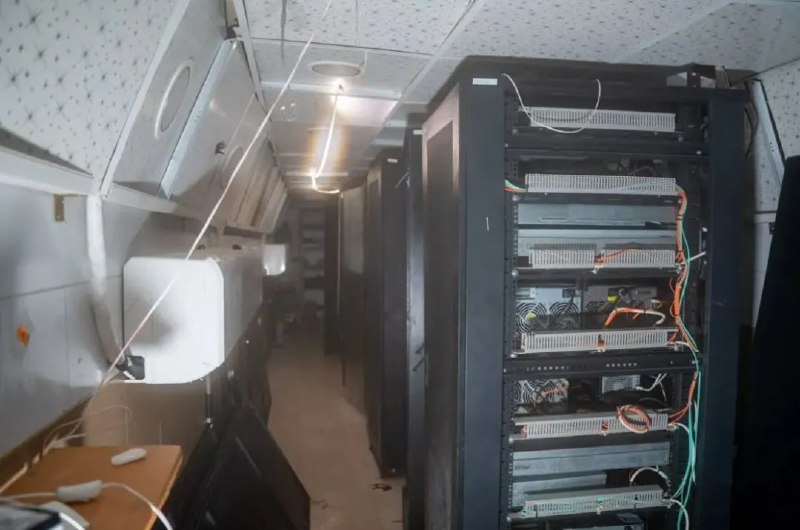 » 2、以色列军方：在联合国工程处下方发现哈马斯情报中心以色列国防军当地时间10日晚间发布消息称，以军在联合国近东救济工程处加沙地带总部下方发现属于哈马斯的设施