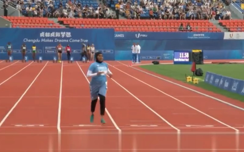 » 13、索马里田径主席安排侄女参加大运会，100米跑了21.81秒8月3日，据外媒报道，索马里青年和体育部发布声明称，暂停索马里田径联合会主席卡迪乔·亚丁·达希尔的职务