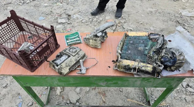 » 5、 纽约时报认定是美国武器命中伊朗小学据《纽约时报》3月9日报道，2月28日伊朗一所小学遭受致命袭击后留下的导弹残骸碎片，带有美国“战斧”巡航导弹的标识