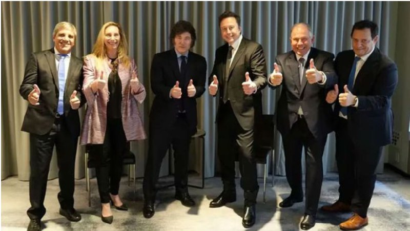 » 1、 米莱宣布10月通胀率降至2.7% 过去一年总通胀率193%11月12日，阿根廷国家统计局发布数据显示，该国10月单月通胀率为2.7%，今年前10个月累计通胀率为107%，过去12个月累计通胀率为193%