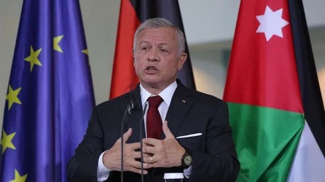 » 9. 埃及总统：不允许加沙难民大规模涌入 可暂时安置到以色列沙漠地区埃及总统塞西10月18日在与到访的德国总理朔尔茨会谈后，警告说：“巴勒斯坦人从加沙流离失所迁往埃及意味着巴勒斯坦人也同样将从约旦河西岸流离失所迁往约旦