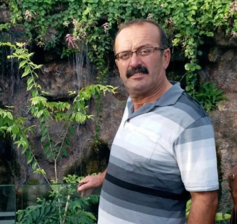 » 12、土耳其反对党庆祝胜选阳台坍塌，一名地区领导人死亡当地时间4月2日，土耳其媒体报道称，在土耳其代尼兹利省塔瓦斯地区一场庆祝地方选举胜利引发的阳台坍塌事故中，共和人民党一名地区领导人因重伤死亡