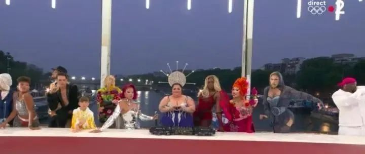 » 13、美国赞助商取消在巴黎奥运会上投放广告 称开幕式嘲讽《最后的晚餐》7月27日，2024年巴黎奥运会的赞助商之一、美国科技公司C Spire因不满开幕式内容，宣布将撤出公司在巴黎奥运会上投放的所有广告