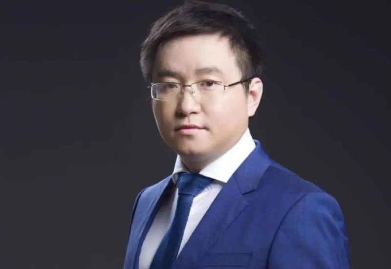 » 5. 斗鱼CEO陈少杰被逮捕 涉嫌开设赌场罪11月22日，成都都江堰市公安局发布警方通报：“我局经侦查查明，陈某杰（男，39岁）涉嫌开设赌场罪