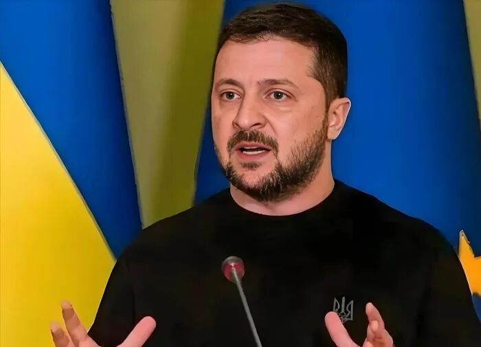 » 6、泽连斯基：乌克兰与俄罗斯达成能源设施停火协议总台记者当地时间29日获悉，泽连斯基当天表示，就能源基础设施达成的停火将从29日夜间开始生效