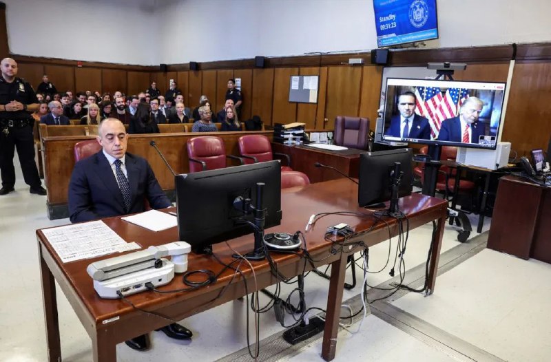 » 11、 特朗普“封口费”案宣判：34项罪名成立，不予惩罚纽约州最高法院法官胡安·梅尔尚10日就美国候任总统特朗普所涉“封口费”案作出判决，宣布特朗普为重罪犯，但予以无条件释放