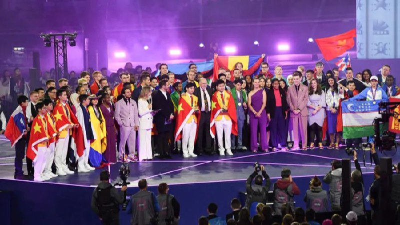 » 1. 第47届世界技能大赛在法国闭幕 中国金牌榜第一9月15日，第47届世界技能大赛在法国里昂闭幕