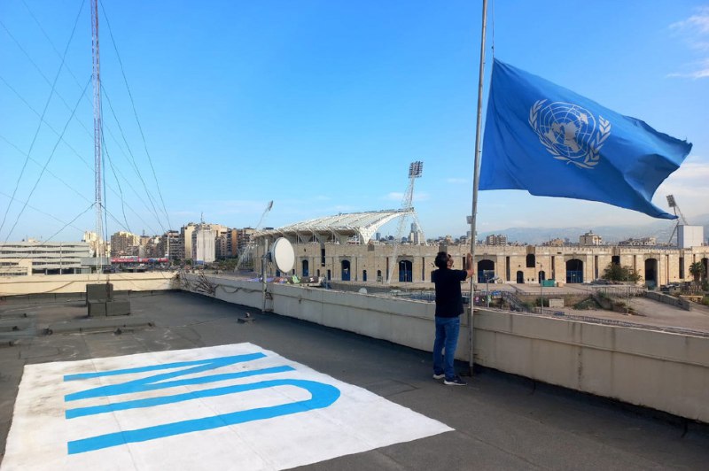 » 12. 联合国101名工作人员在巴以冲突中牺牲78年历史上最大损失11月13日，联合国总部和世界各地的办事处降半旗并举行了默哀仪式，悼念因巴以冲突在加沙遇难的101名联合国近东巴勒斯坦难民救济和工程处工作人员