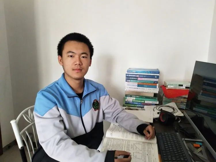 » 8. 黑龙江中职生获中学生物联赛省第一名近日，2024年全国中学生生物学联赛省级获奖成绩揭晓