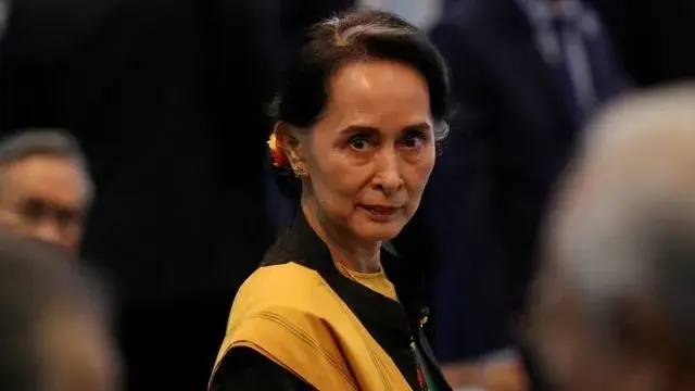 12. 缅甸军政府将处决昂山素季政党成员 联合国称此举构成战争罪联合国官员今天表示，缅甸军政府打算处决政敌，可能构成战争罪或违反人道罪