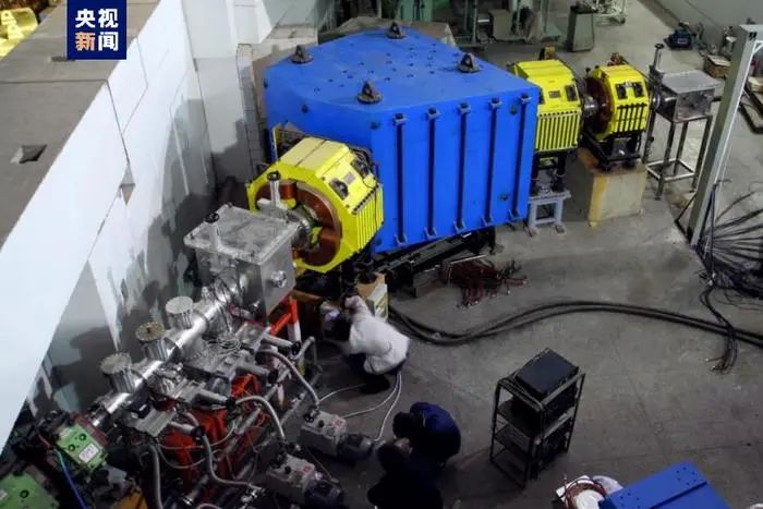 » 7. 中国合成新核素锇-160和钨-156记者从中国科学院近代物理研究所获悉，该所与合作单位组成的科研团队近期首次合成了新核素锇-160、钨-156