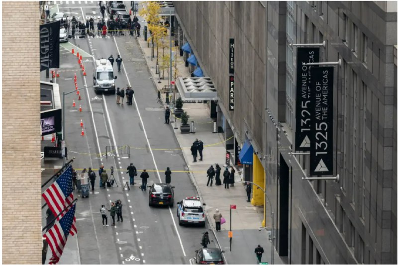 » 3、 美国联合健康集团保险部门CEO在纽约街头被枪手打死当地时间12月4日，美国纽约市中心区曼哈顿中城发生了一起枪击案，联合健康集团保险部门首席执行官（CEO）布莱恩·汤普森遭到不明身份枪手射杀