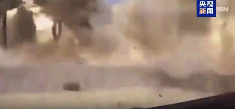 » 6. 韩空军战机在实弹演习中误投8枚炸弹，致7人受伤当地时间3月6日上午，韩国空军战斗机在演习中误击居民区，造成至少15人受伤，多栋民宅受损