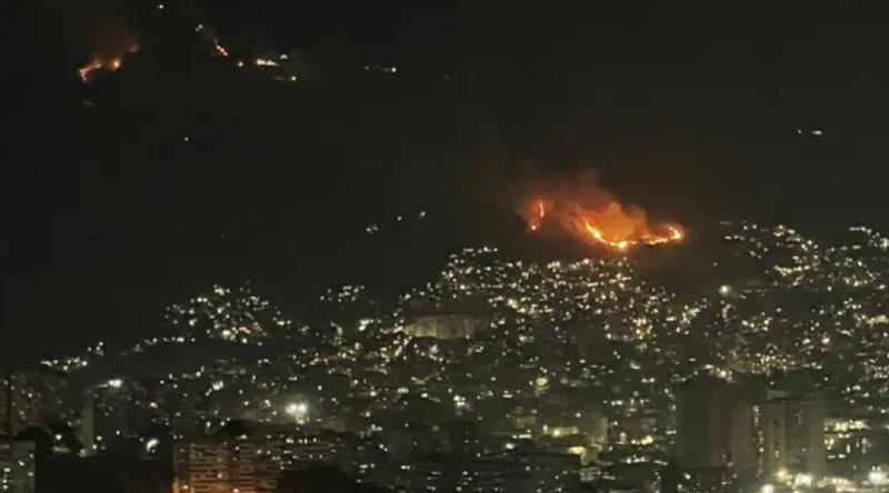 » 2、 古巴承认 32名古巴军事人员死于美突袭委内瑞拉总台记者当地时间4日获悉，根据古巴方面公布的数据，在美国对委内瑞拉采取的军事行动中，共有32名古巴公民死亡