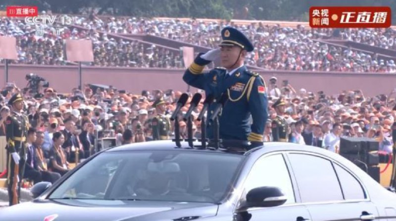 » 3、抗战纪念阅兵总指挥韩胜延出身空军据央视直播，韩胜延担任九三阅兵总指挥