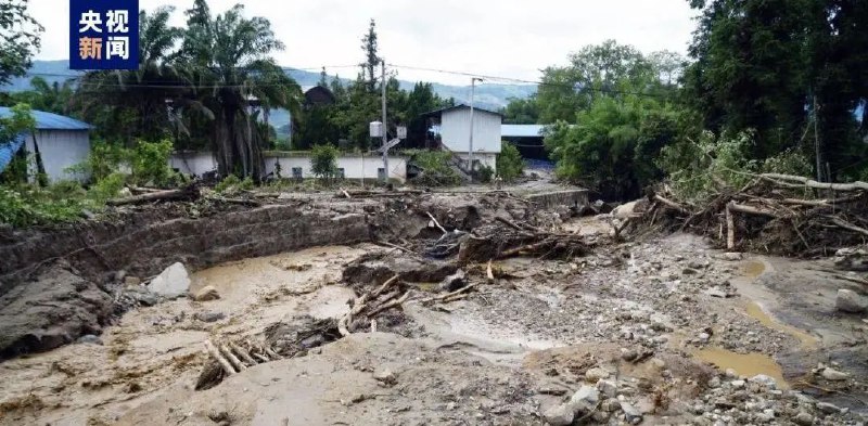 » 10、北京门头沟区强降雨已致2人死亡» 辽宁丹东东港暴雨致2人遇难2人失联» 云南盈江山洪泥石流致2人死亡，4人受轻伤» 10、北京门头沟区强降雨已致2人死亡» 辽宁丹东东港暴雨致2人遇难2人失联» 云南盈江山洪泥石流致2人死亡，4人受轻伤