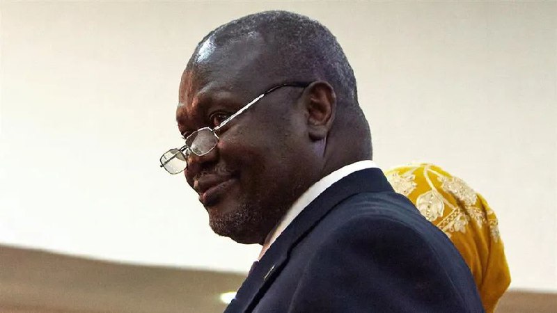 » 9、南苏丹第一副总统被软禁，可能爆发内战当地时间26日，南苏丹第一副总统马沙尔在该国首都朱巴被软禁