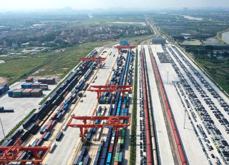 » 5、铁路一季度货运量七年来首降 国际货运班列增长较快2024年全国铁路一季度货运总发送量、货运总周转量同比下降1.3%以及4.8%