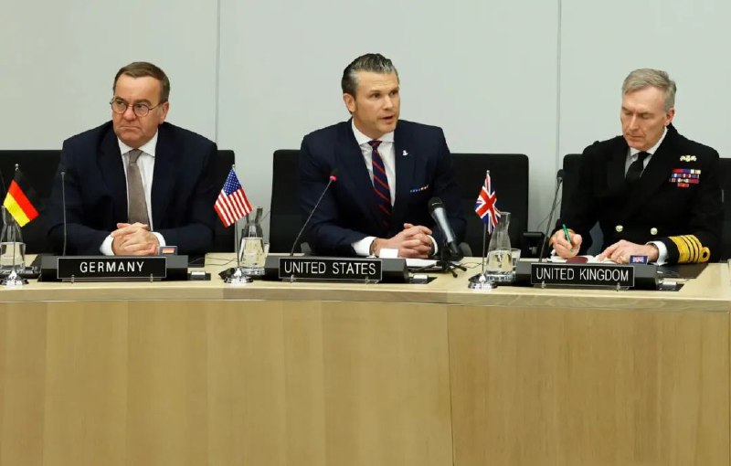 » 10、 美国防部长：乌克兰恢复2014边界不现实，加入北约也不现实当地时间2月12日，美国防部长赫格塞思在布鲁塞尔举行的乌克兰防务联络小组会议上表示，乌克兰恢复到2014年前的边界不现实；乌克兰在与俄罗斯和谈后加入北约不现实