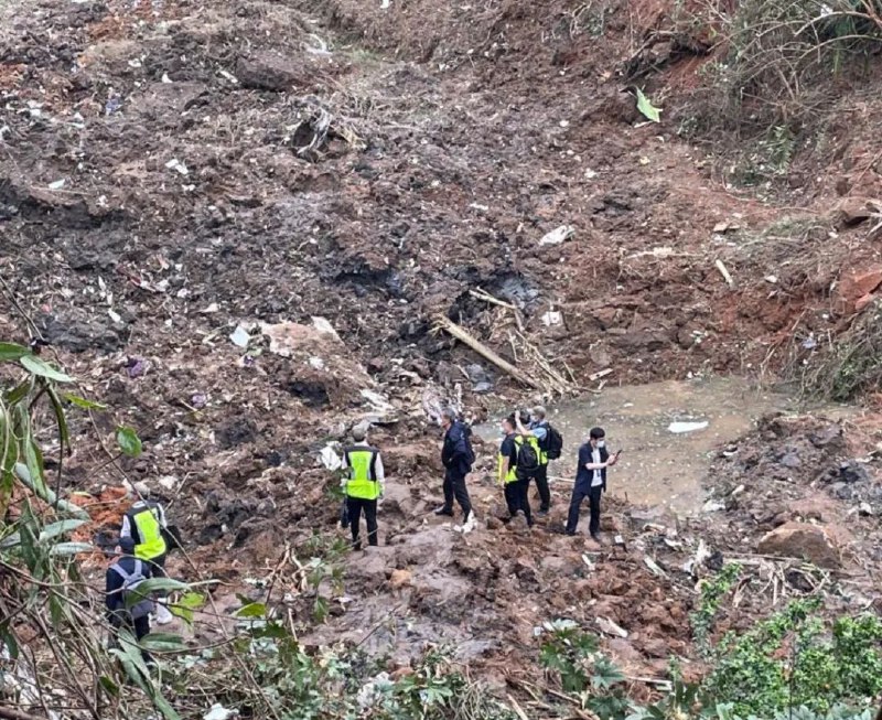 » 7、民航局通报MU5735飞机撞地调查进展：没有任何头绪2022年3月21日，东方航空云南有限公司波音737-800型客机，执行MU5735昆明长水机场至广州白云机场定期客运航班