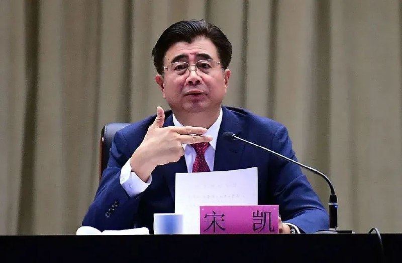 » 4、中足联成立，负责管理联赛，和中国足协分工1月9日，中国足协第十二届会员代表大会第二次会议在京召开