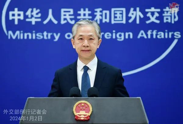 » 17、外交部发言人汪文斌反驳香港打压新闻业说法1月2日外交部发言人汪文斌主持的例行记者会上有记者提问：近日，英、美等国以“媒体自由联盟”名义发表声明称，中国中央政府和香港特区政府利用香港国安法打压新闻业， 敦促中方遵守国际人权承诺和法律义务