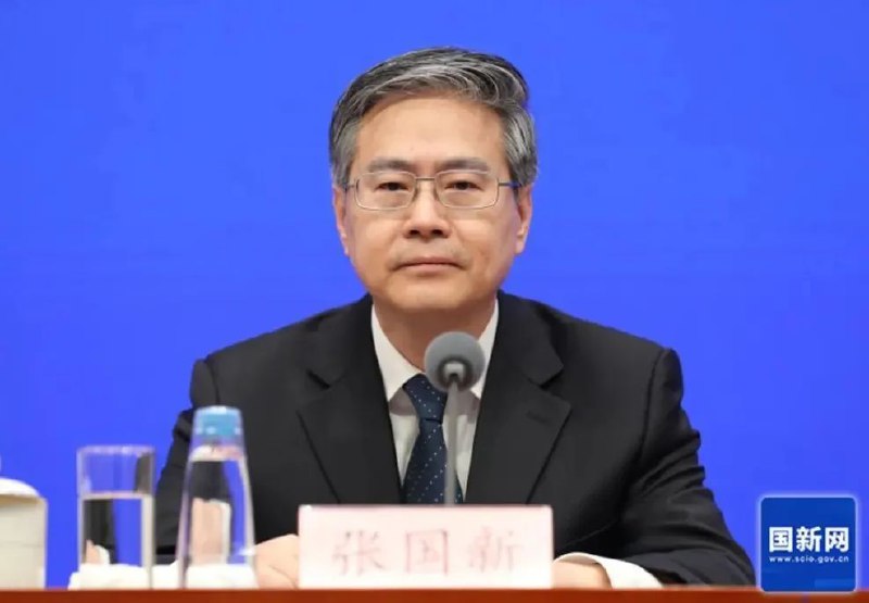 » 1、国家疾控局：已组建20支国家突发急性传染病防控队12月28日国新办举行国务院政策例行吹风会上，国家疾控局综合司司长张国新介绍，多年来，通过各方努力，我国传染病疫情应急处置相关法律法规和政策体系不断完善，应急管理体制机制不断优化，基本形成以突发公共卫生事件应急预案为龙头，涵盖多个病种，覆盖国家、省、市、县四级的传染病应急预案体系，在发改、财政等部门的支持下，依托国家和省级疾控中心，组建了20支国家突发急性传染病防控队，应该说这些年来现场应急处置能力也在不断得到提升