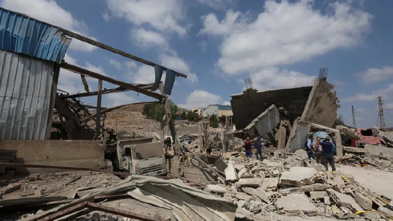 » 4. 以色列宣布与黎巴嫩对抗升级 中国飞以色列航班已返航据央视新闻，当地时间8月25日，以色列国防部长加兰特宣布该国在未来48小时内进入紧急状态，黎巴嫩真主党已开始对以色列进行大规模袭击