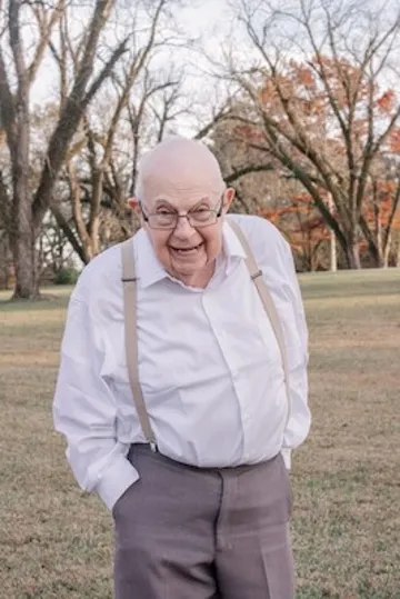 » 12. 一个社区支持的榜样：世界首例自闭症确诊患者去世当地时间6月15日，世界首例自闭症确诊患者唐纳德·特里普利特（Donald Triplett）因癌症在家中去世，享年89岁