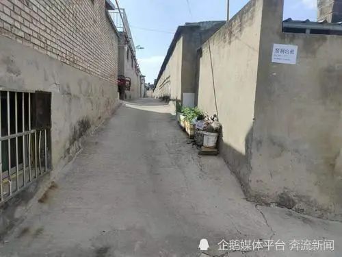 » 10、陕西一男子涉嫌半小时内连杀岳母妻子 受害者家属质疑警方保护不利6月12日晚，陕西榆林绥德县