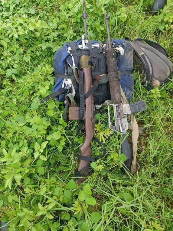 » 8. 菲律宾政府宣布和毛派新人民军交火，10人死亡据菲律宾军方消息，6月26日，菲军方和叛军组织在新怡诗夏省发生交火，最初发现打死7名叛军