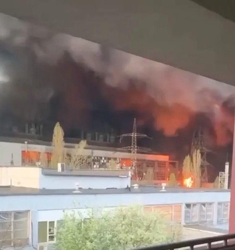 » 6. 泽连斯基：乌克兰已经没有足够导弹用于防卫乌克兰总统泽连斯基16日在接受媒体采访时表示，目前乌克兰已经没有足够的导弹用于防卫