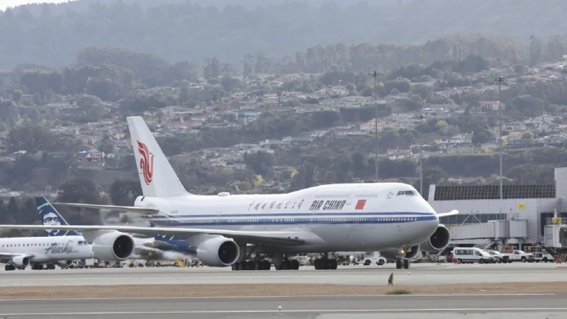 » 3. 国家主席抵达旧金山 美国财长、加州州长接机这是国家主席时隔6年再次访美，也是他当选国家主席以来第5次踏上美国的土地